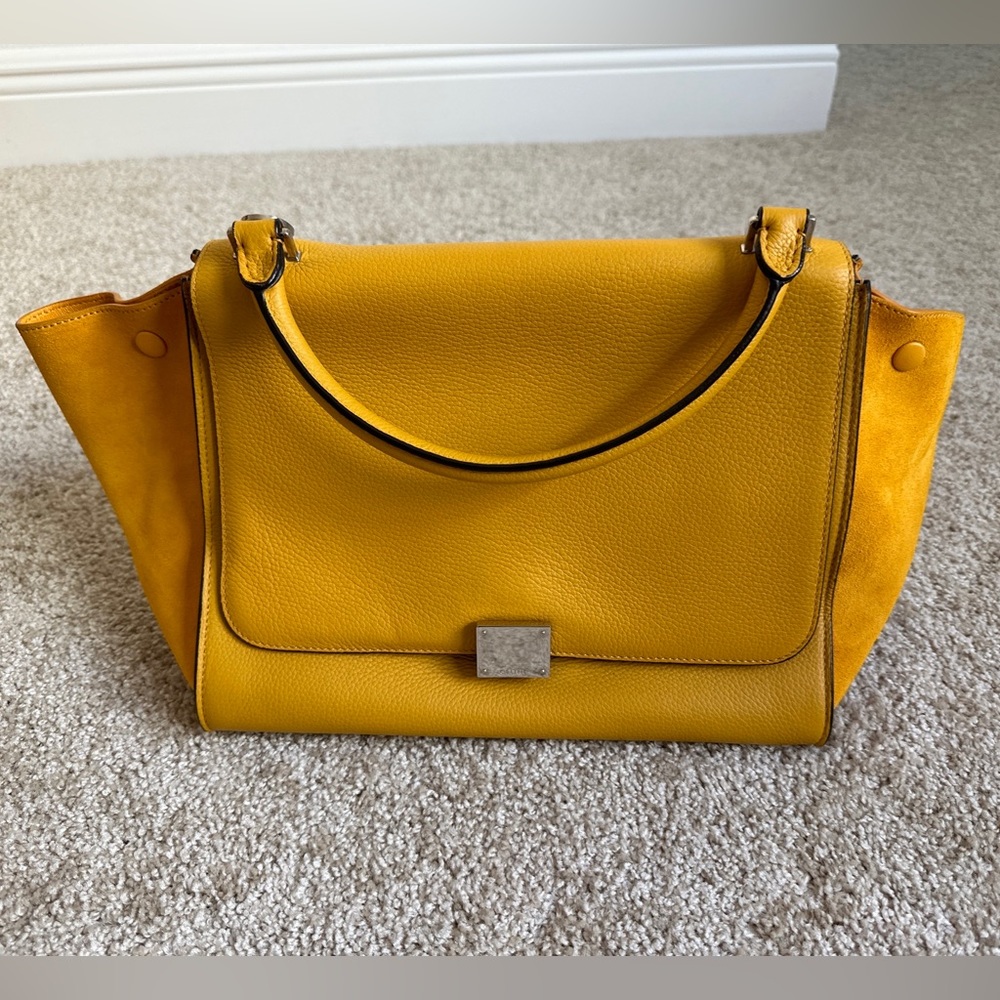 Like new Celine Trapeze Shoulder Bag Handbag Yellow Leather